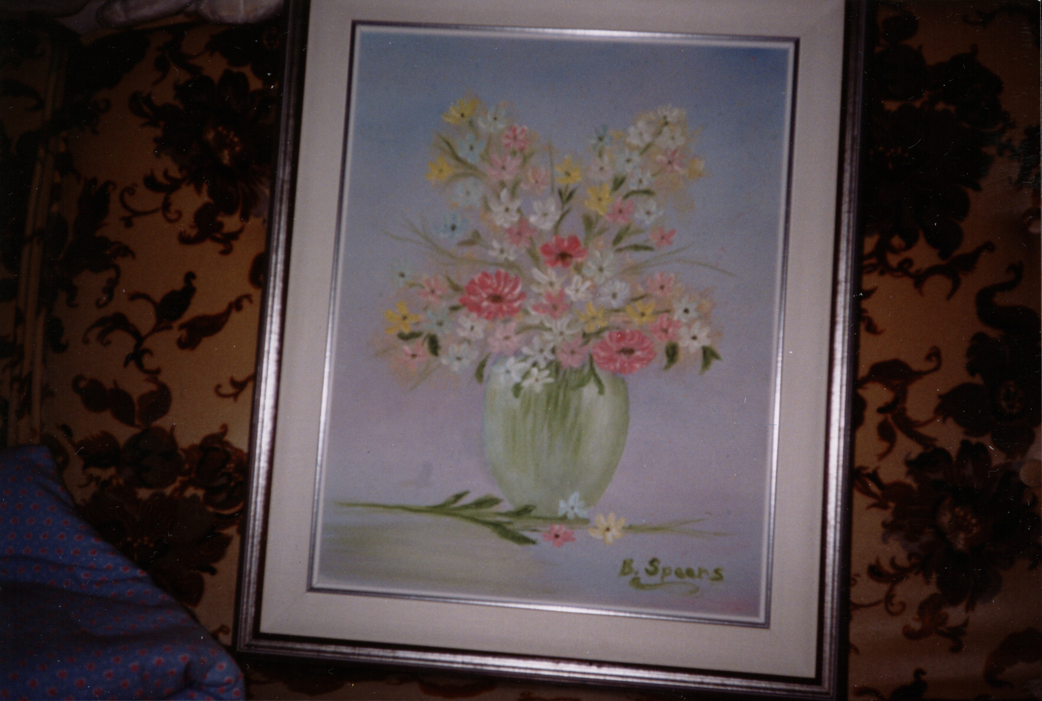 Bessie’s painting of flowers. Bessie’s painting of flowers.