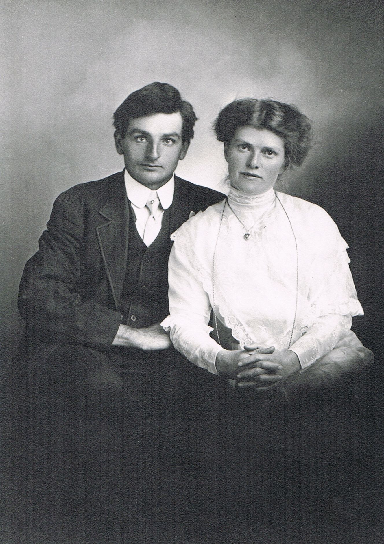 Jared Brown and Phoebe Dorey wedding – Vermilion, Alberta, September 10, 1913 Jared Brown and Phoebe Dorey wedding – Vermilion, Alberta, September 10, 1913