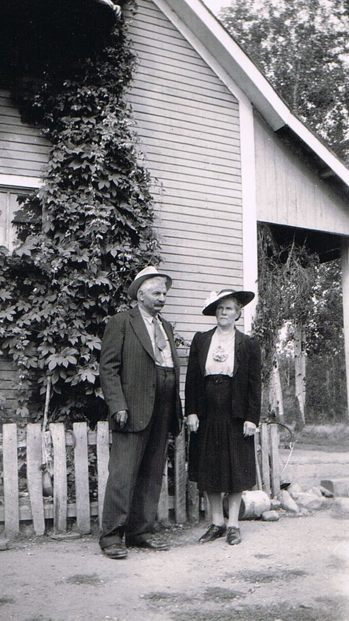 Jared and Phoebe Brown at home – Meanook, August 1941 Jared and Phoebe Brown at home – Meanook, August 1941