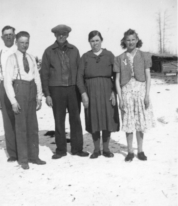 Nick with his parents, brother Leon, and sister Anne. Nick with his parents, brother Leon, and sister Anne.