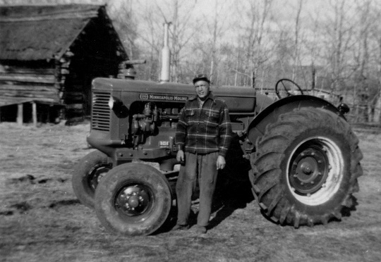 Brother Leon and his first tractor: Minneapolis U. circa 1948. Brother Leon and his first tractor: Minneapolis U. circa 1948.