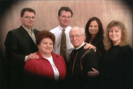 Steve Kamelchuk family. Back row, left to right; Lorne, Lee, Carmen, Joanne. Front row: Helen and Steve. 1985. Steve Kamelchuk family. Back row, left to right; Lorne, Lee, Carmen, Joanne. Front row: Helen and Steve. 1985.