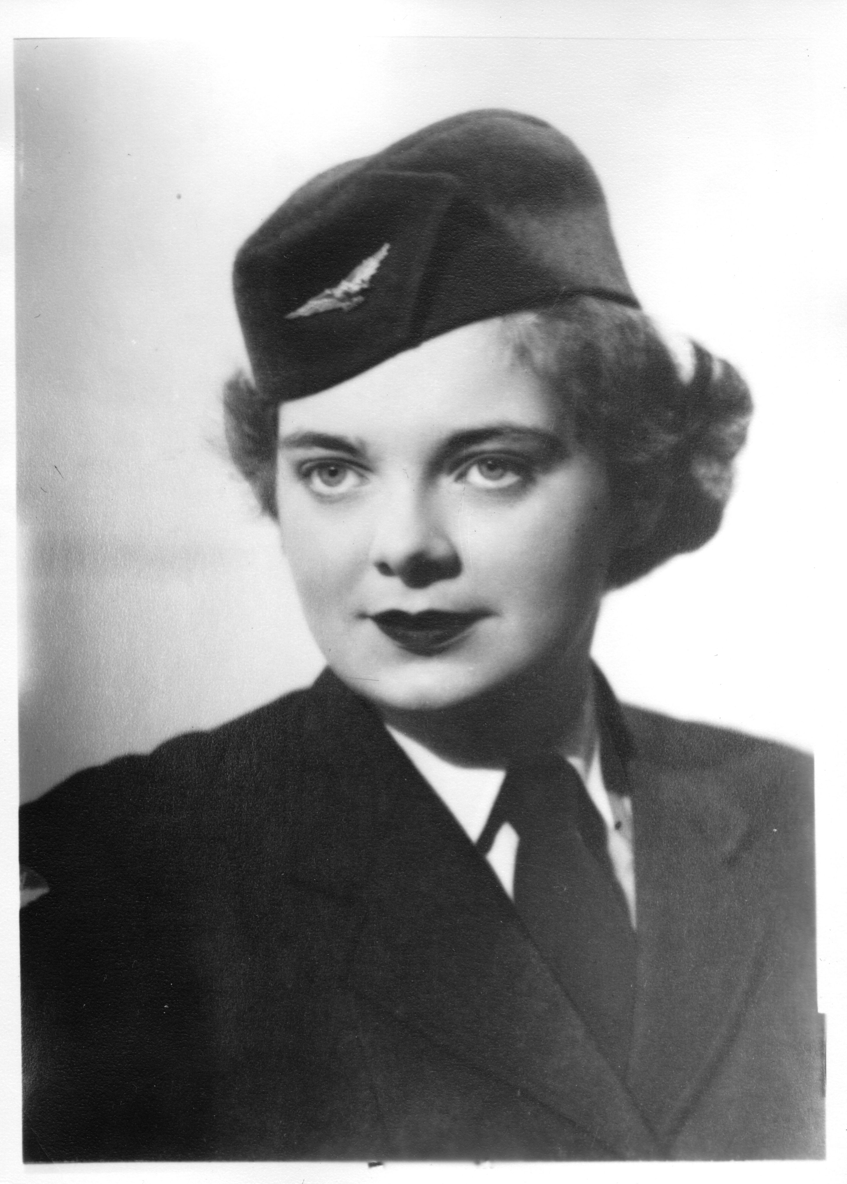 Wilma in RCAF uniform. Circa 1951 Wilma in RCAF uniform. Circa 1951